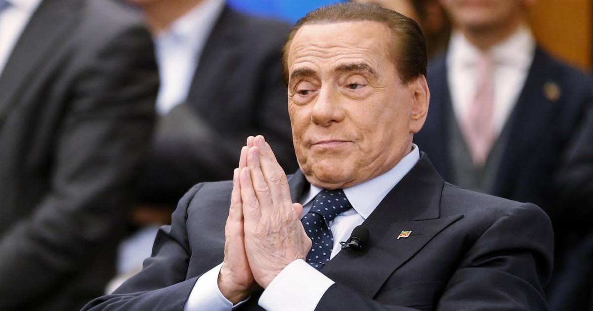 Ruby Ter, Silvio Berlusconi cavalcato a turno dalle ragazze