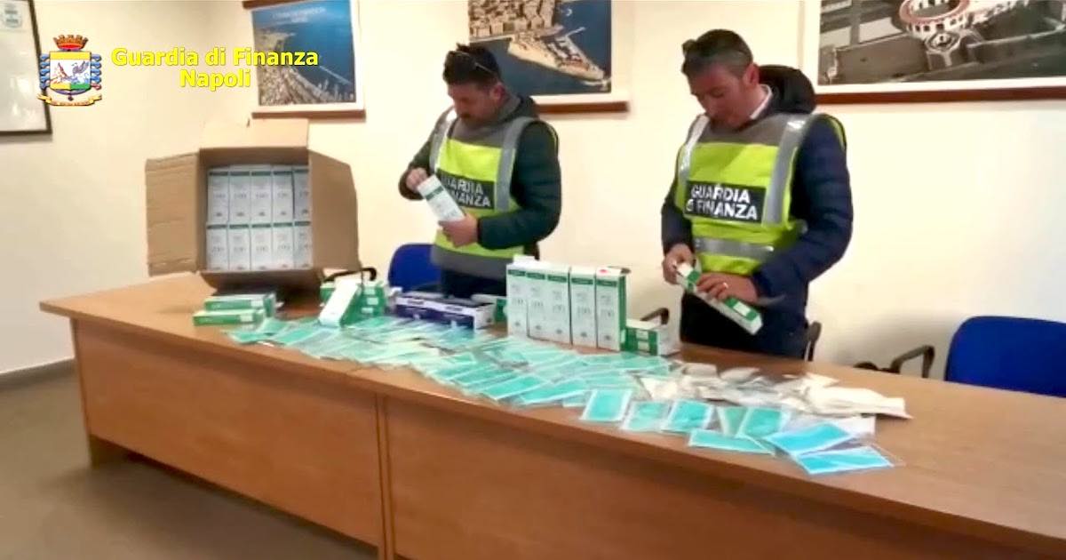 Guardia di Finanza sequestra 10mila mascherine