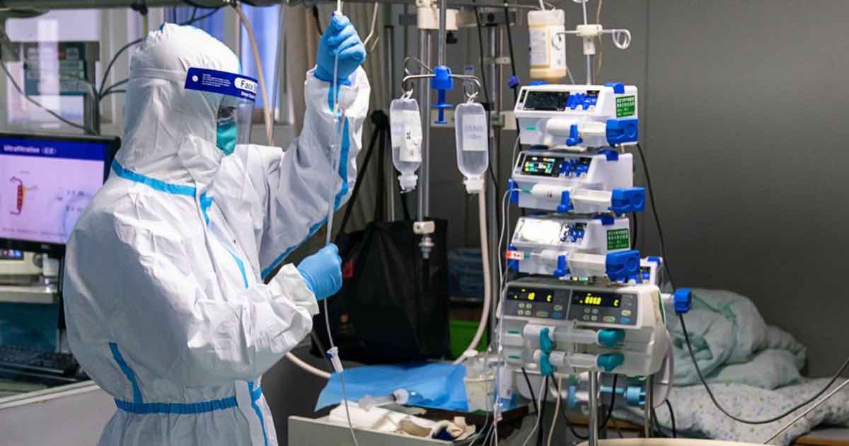 I medici lottano per salvare il “paziente 1” contagiato dal Coronavirus