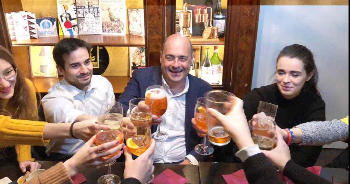 Zingaretti positivo al Coronavirus, aperitivo a Milano