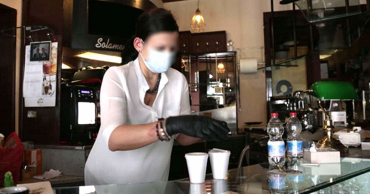 Paga un caffè al bar 50 euro