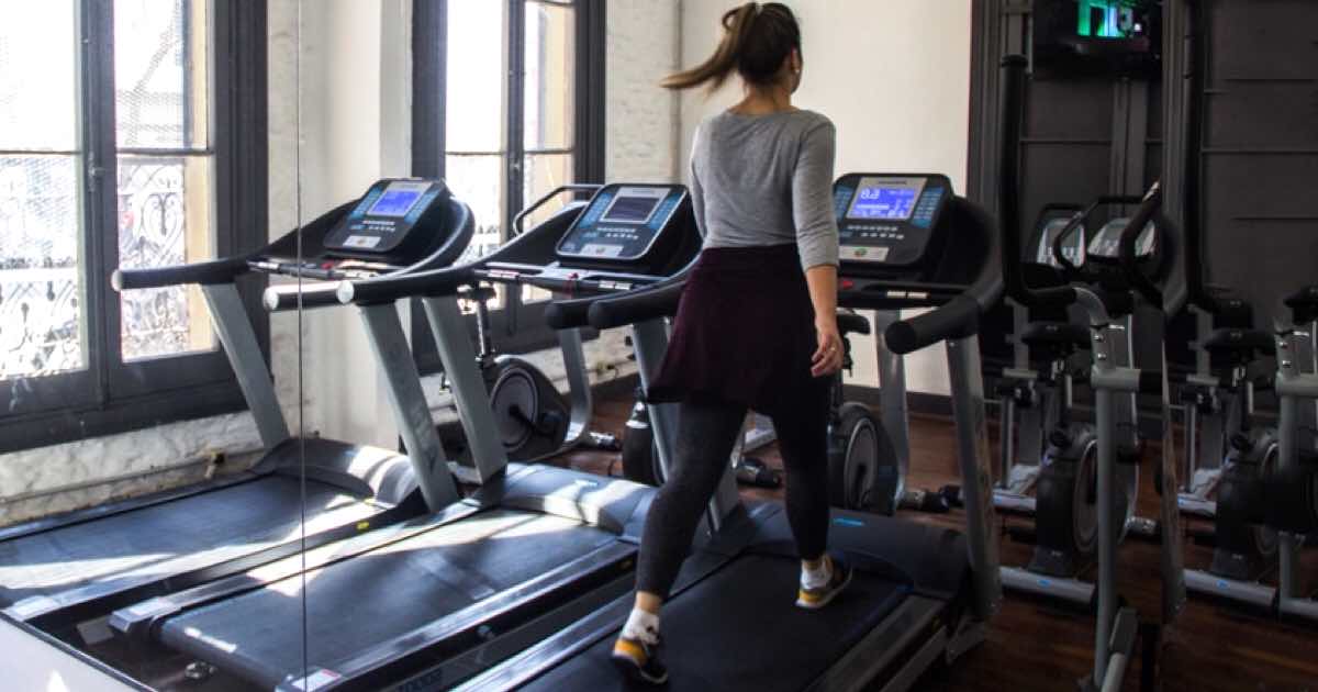 Una ragazza positiva al Coronavirus va in palestra