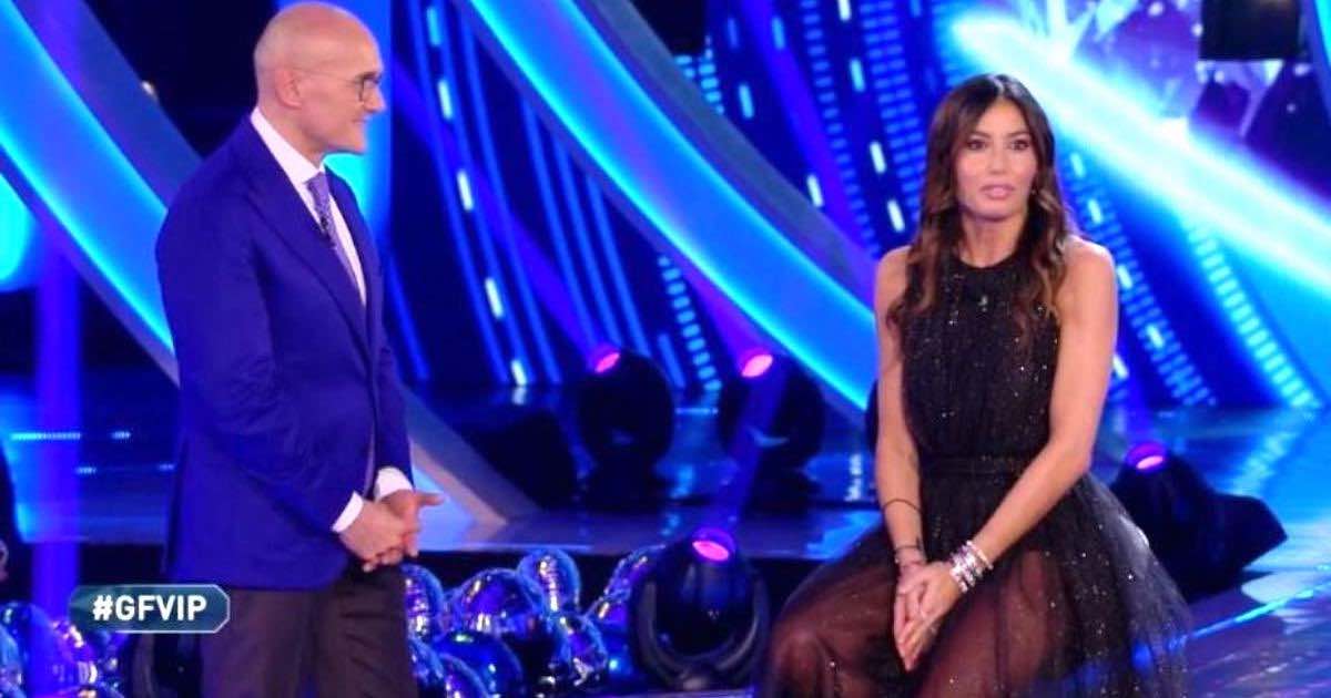 Elisabetta Gregoraci ed il suo look lussuosissimo per il suo addio al GF Vip