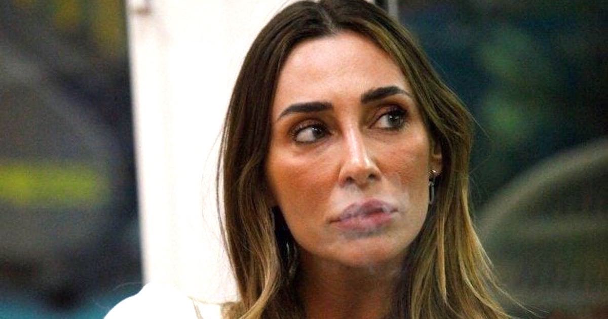 Sonia Lorenzini Va cacciata, tutti contro la new entry del Gf Vip