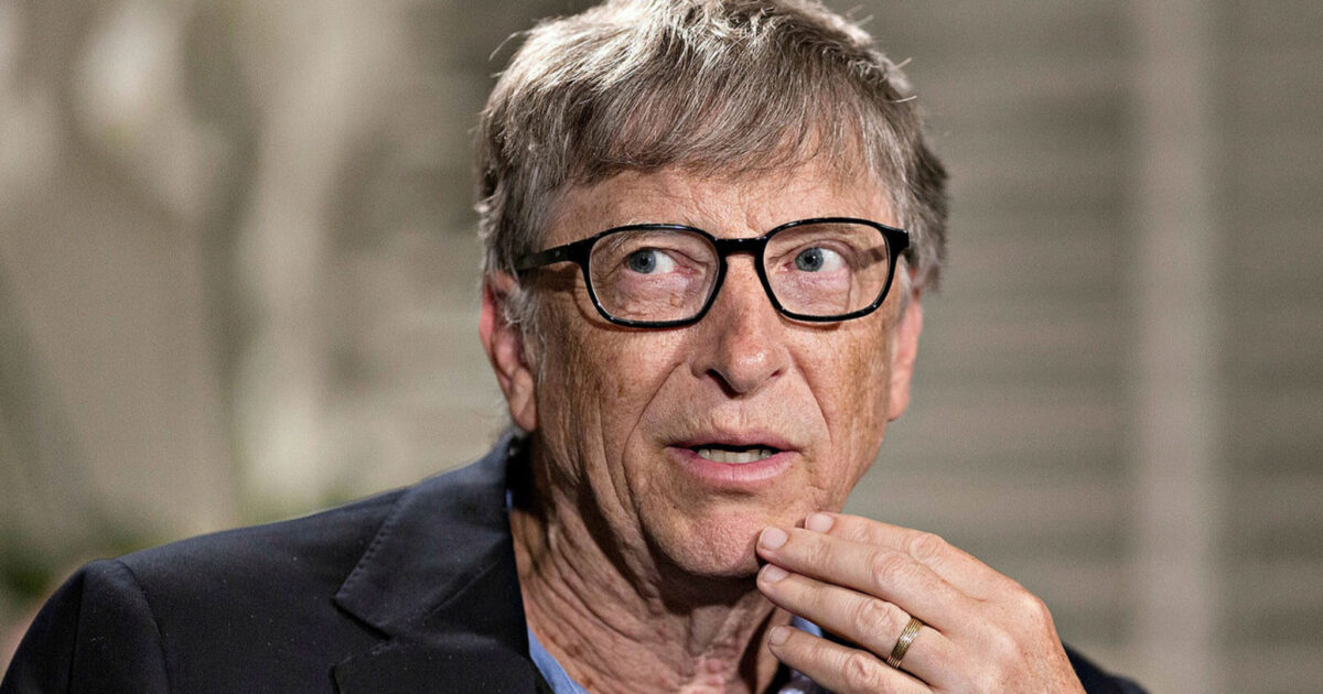 Bill Gates, carne sintetica per la salvezza del pianeta