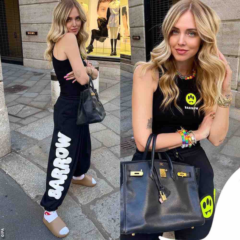 Chiara Ferragni con ciabatte introvabili e calzettoni di spugna