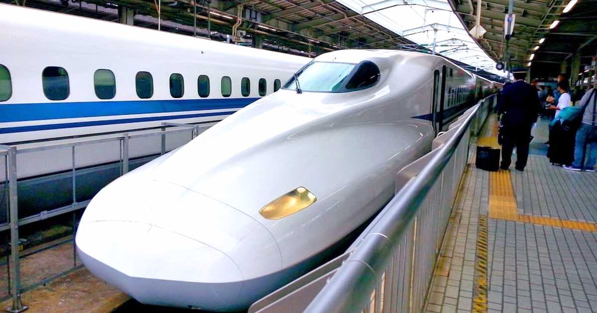 In Giappone treno fa 1 minuto di ritardo