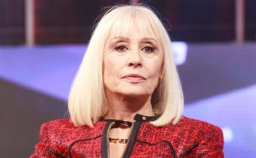 Raffaella Carrà agente attacca Baudo altri vip