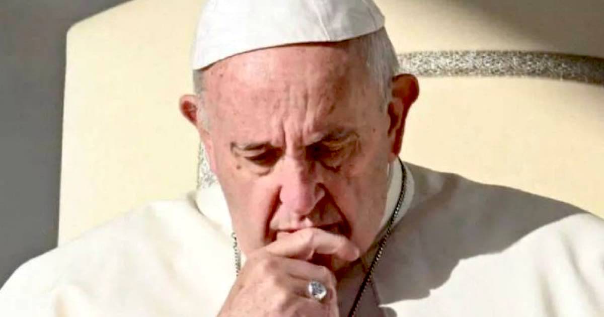 stenosi del colon colpito Papa Francesco