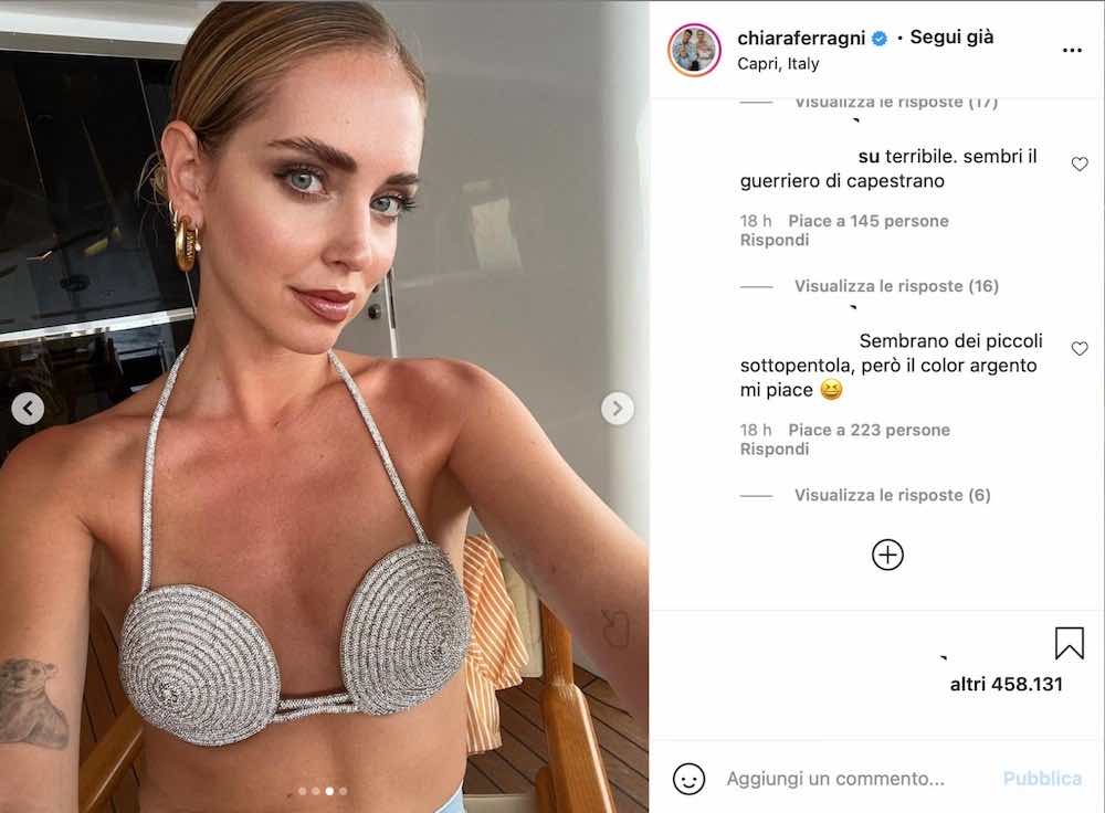 Chiara Ferragni ristorante reggiseno