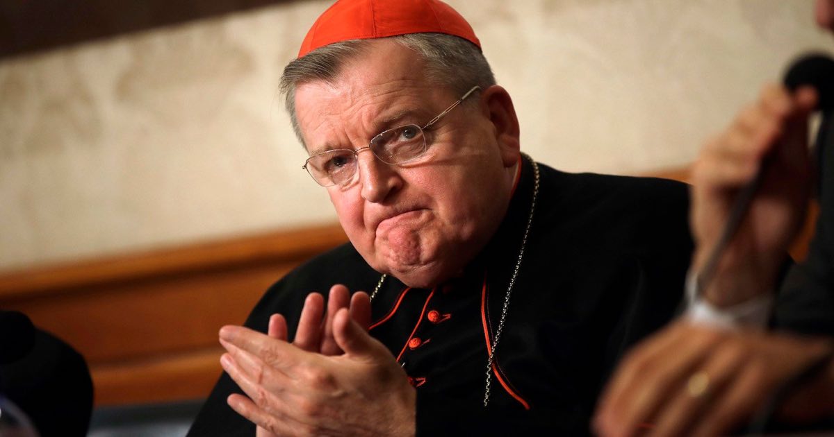 cardinale Burke in terapia intensiva