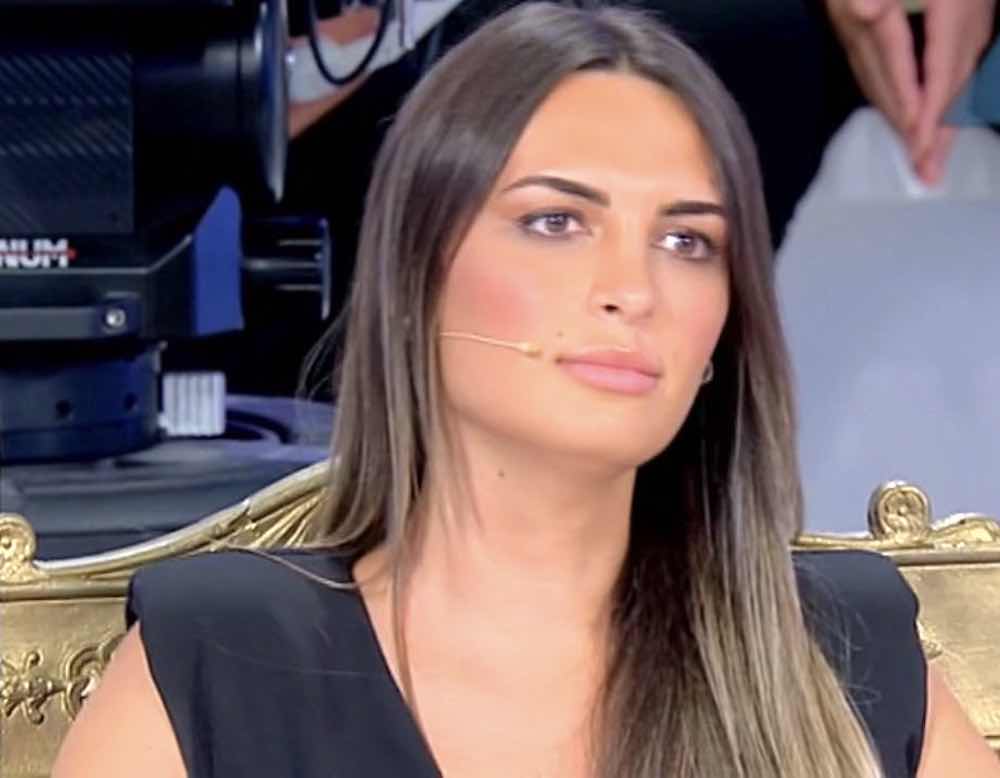 Andrea Nicole rischia grosso Uomini e donne