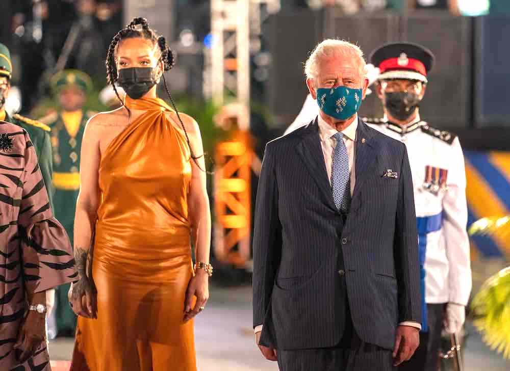 Rihanna incinta i fan sono in visibilio