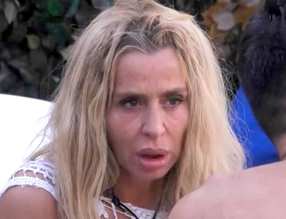 Valeria Marini senza freni rileva