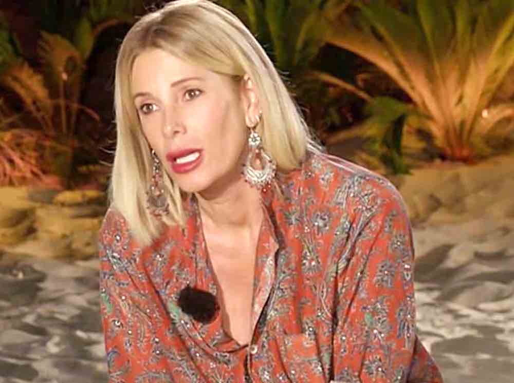 addio Filippo Bisciglia benvenuta Alessia Marcuzzi