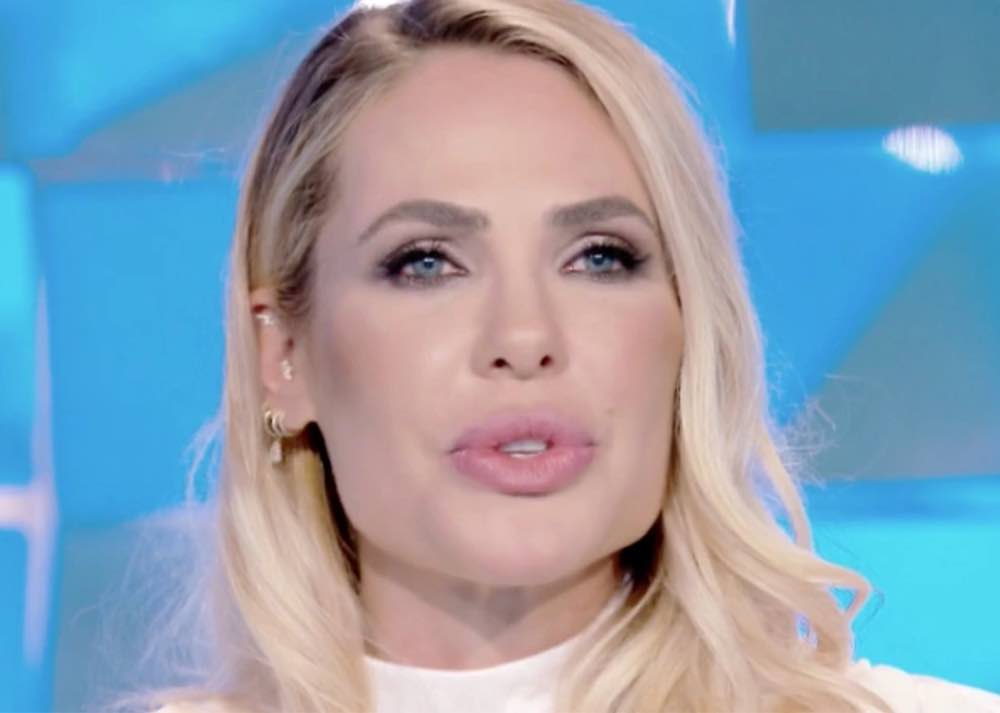 Ilary Blasi esplode rabbia