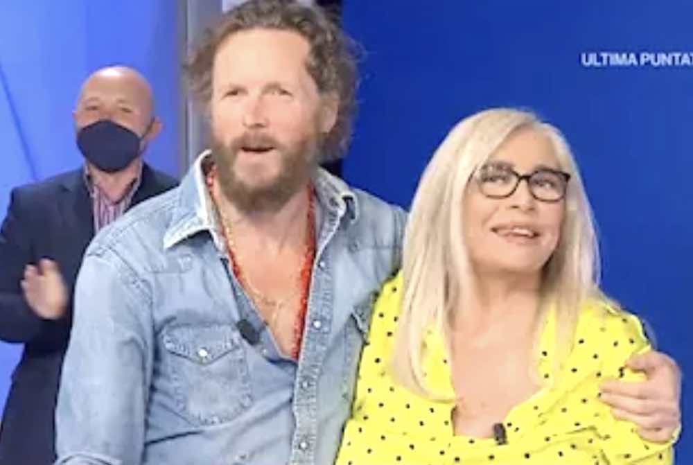 Jovanotti gaffe a Domenica in