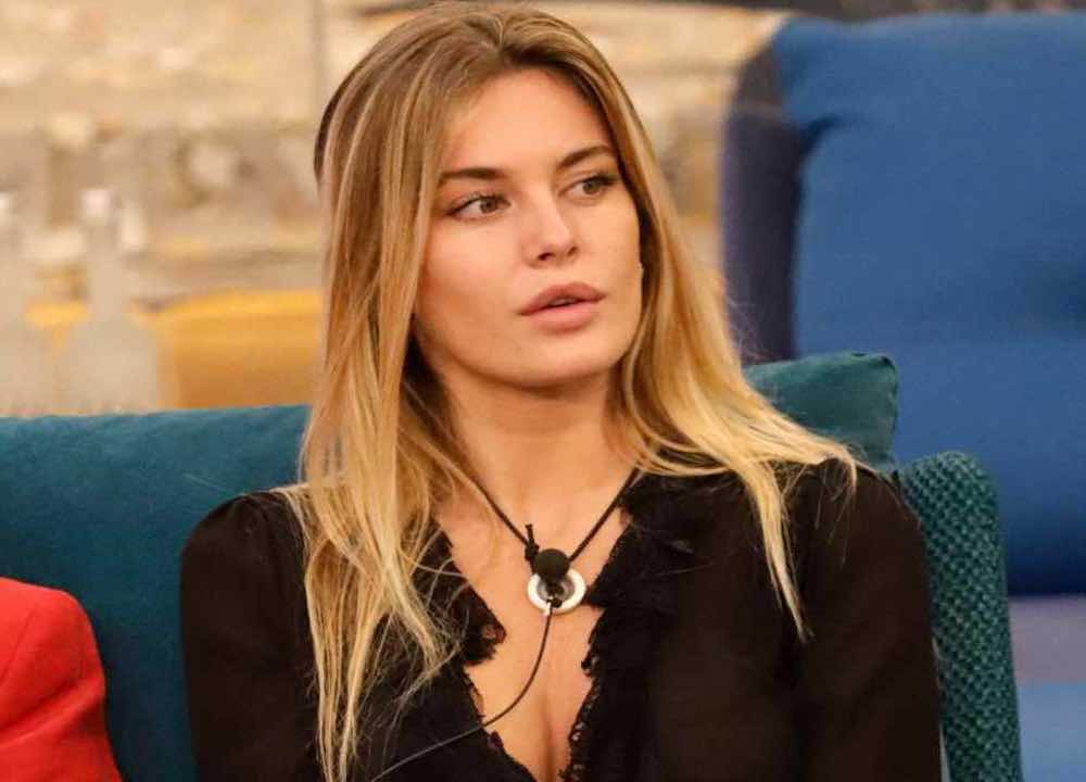 Sophie Codegoni fa preoccupare genitori