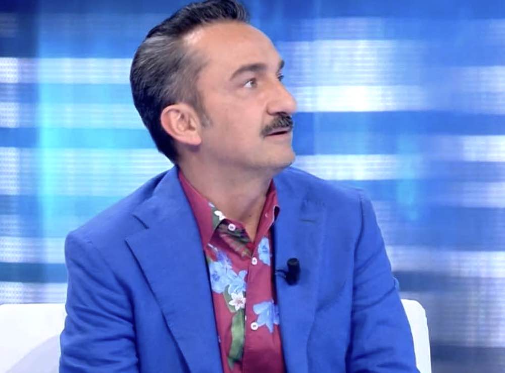 Nicola Savino fuori da Mediaset