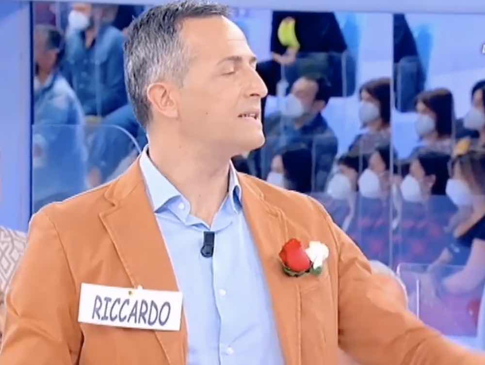 Riccardo lascia lo studio