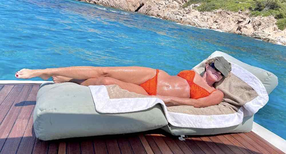 Paola Ferrari bikini