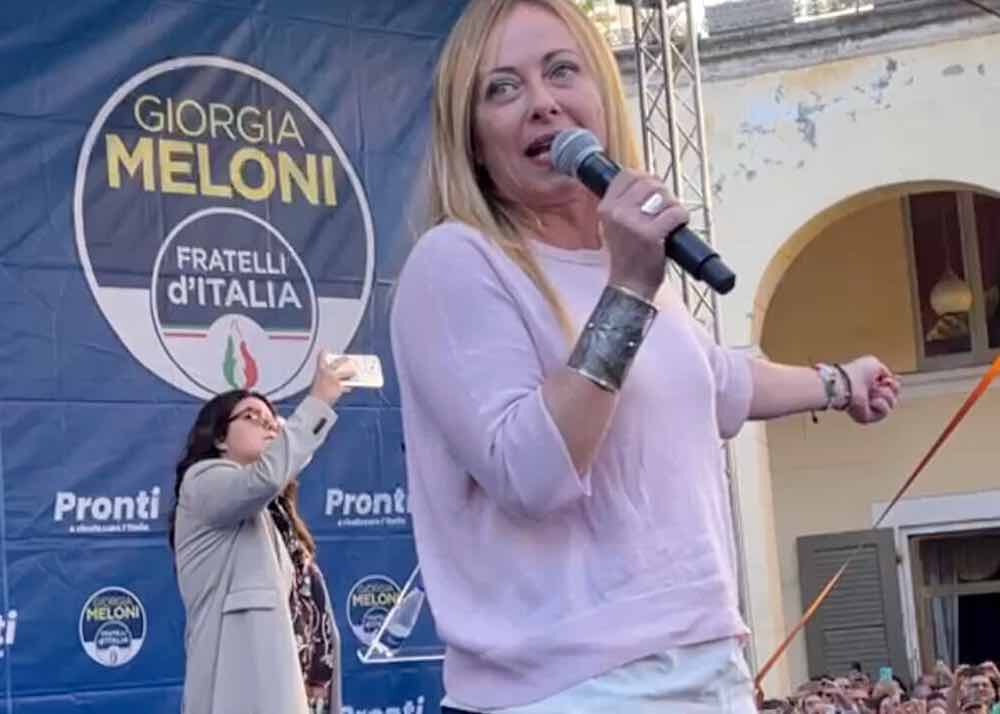 Giorgia Meloni contestata