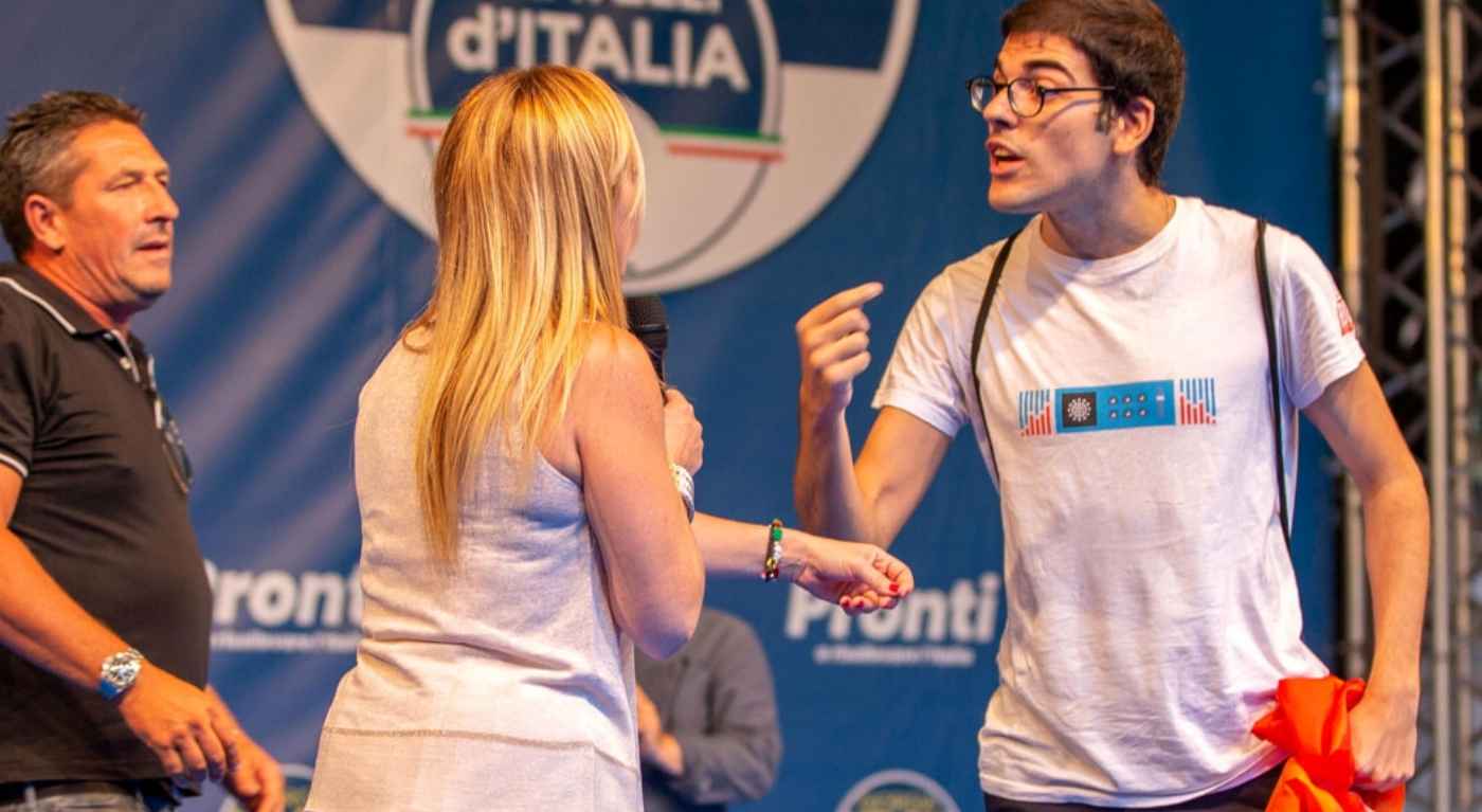 Giorgia Meloni risponde al gay