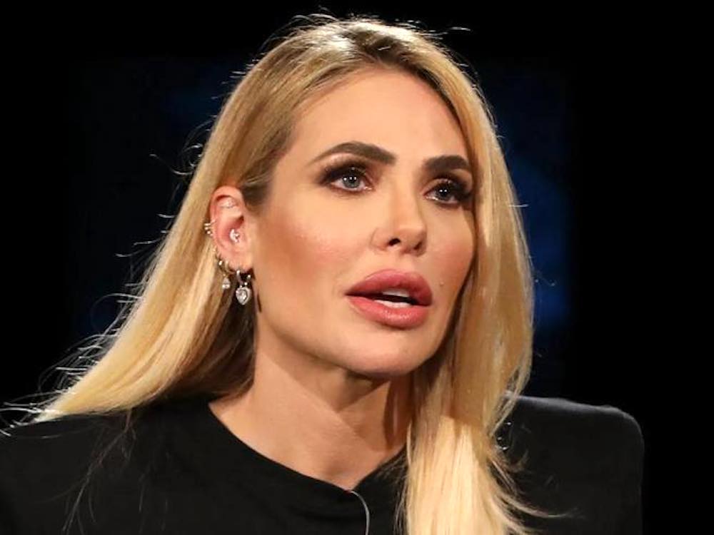 ilary blasi fuori da mediaset