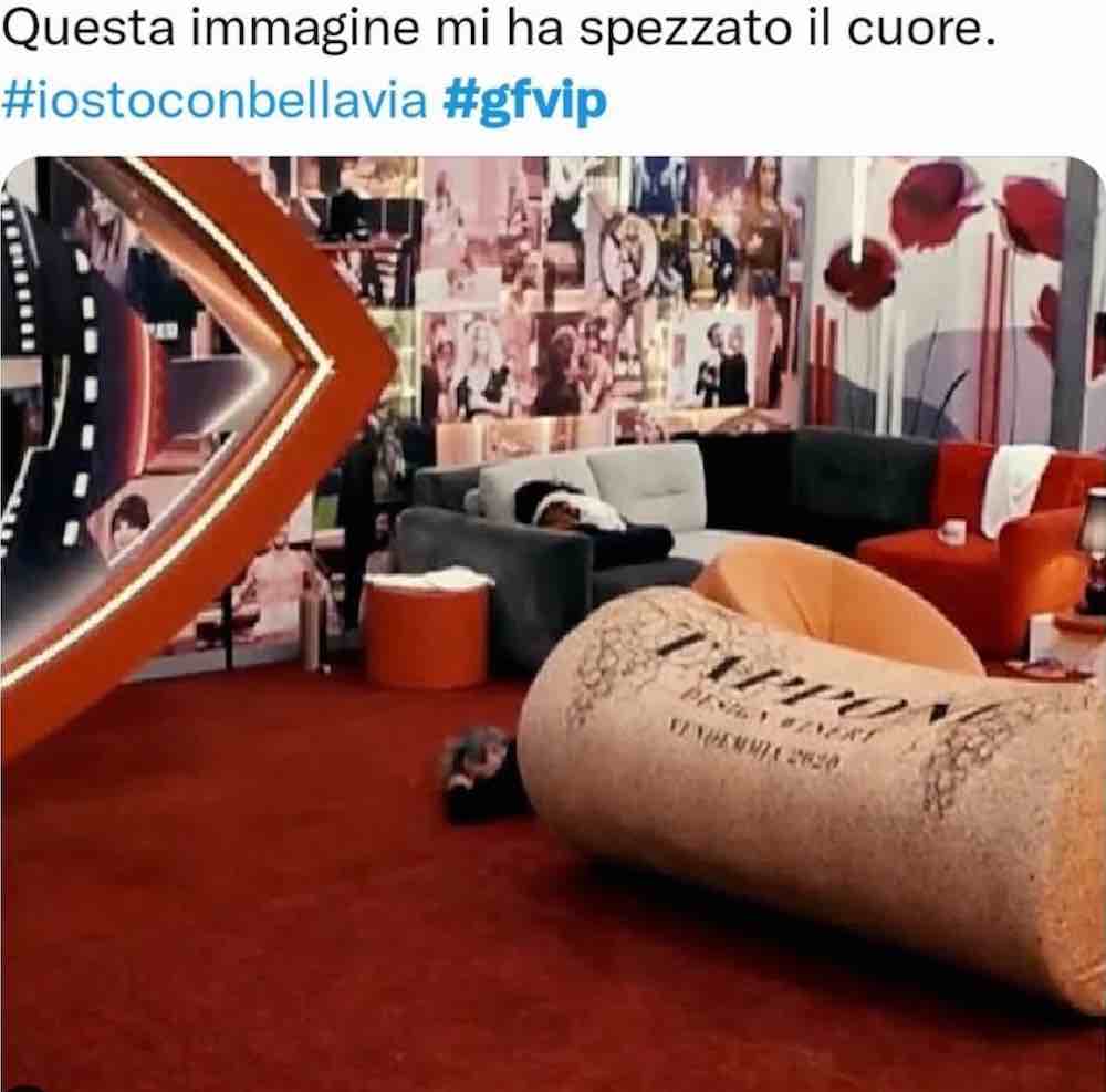 Marco Bellavia scena nella Casa