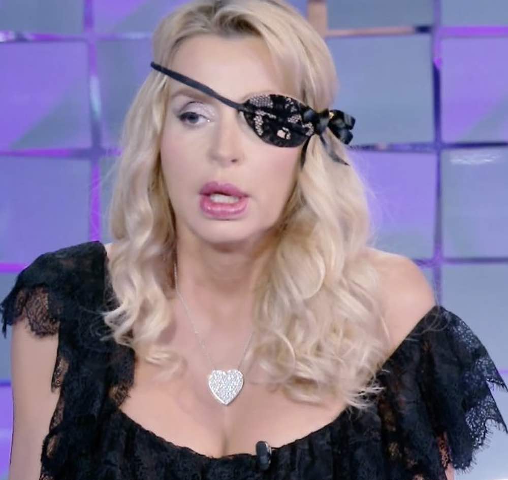 Valeria Marini confessione choc