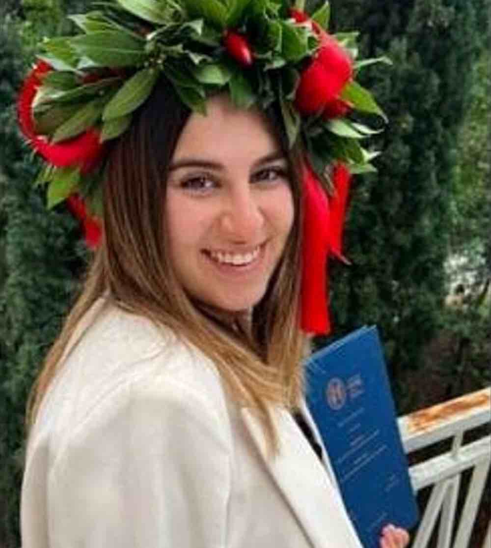 Perugia si laurea con le doglie