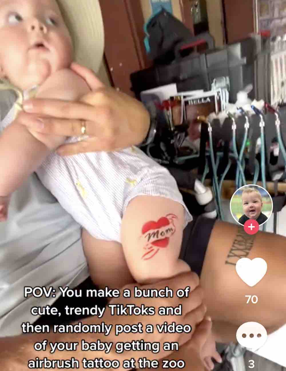 Porta figlio primo tatuaggio