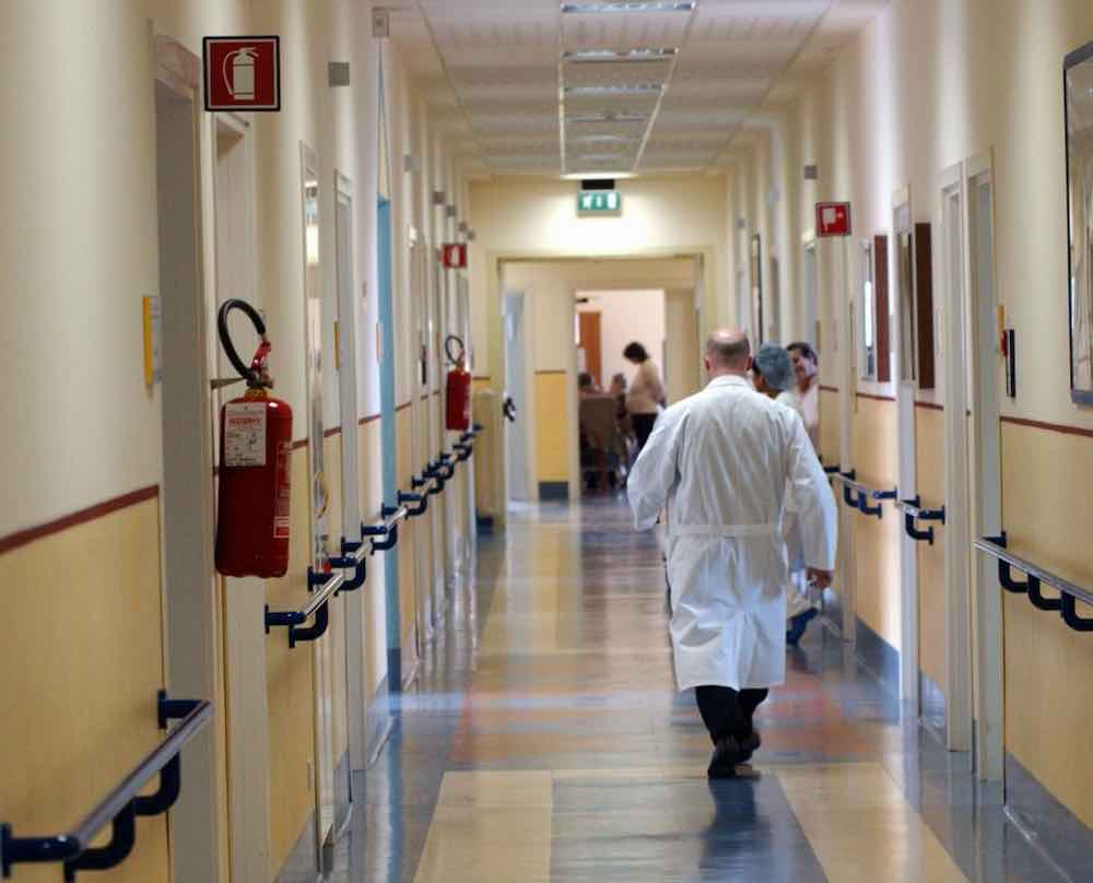 la colletta parte dalla corsia di ospedale