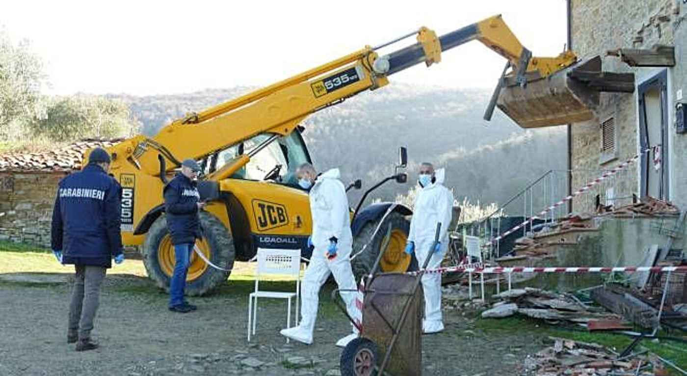 53enne uccide il vicino sulla ruspa