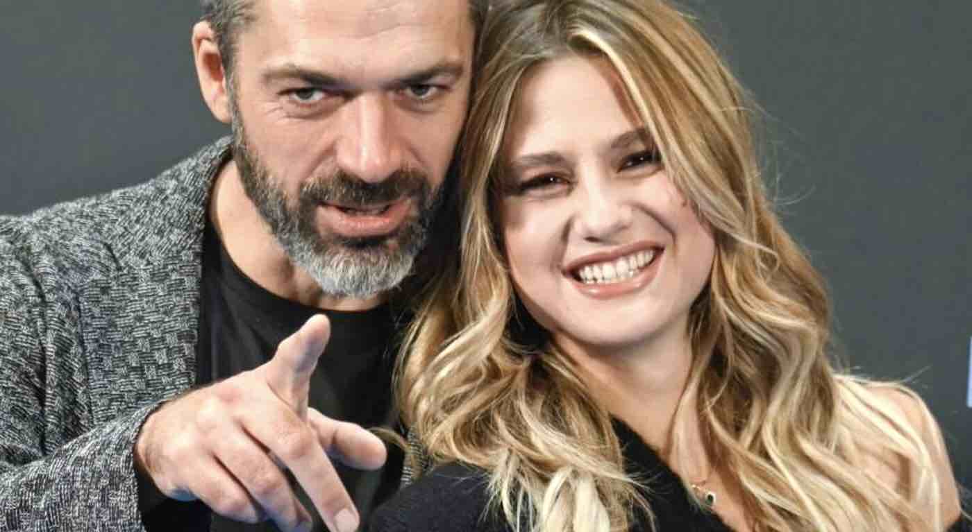 Luca Argentero e Cristina Marino mostrano il figlio