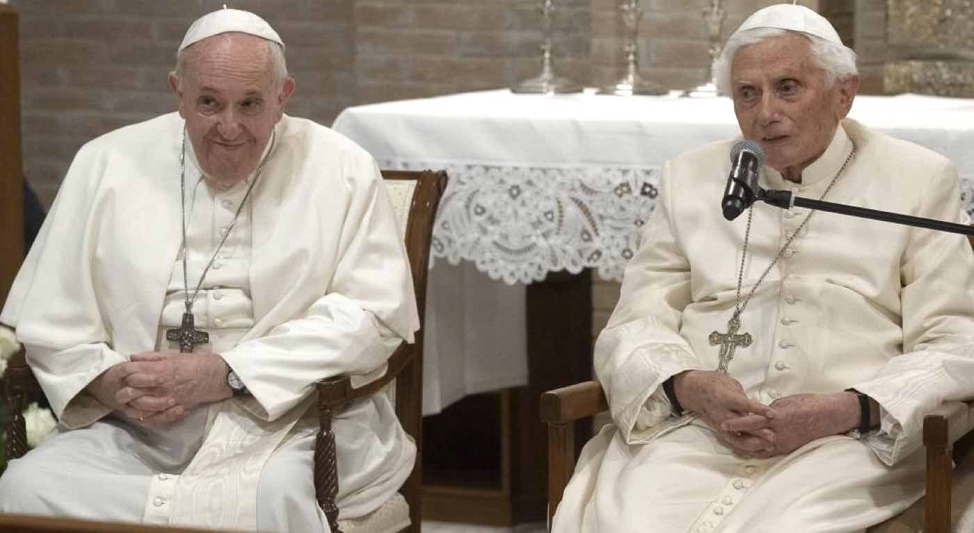 Papa Francesco sbotta Ratzinger