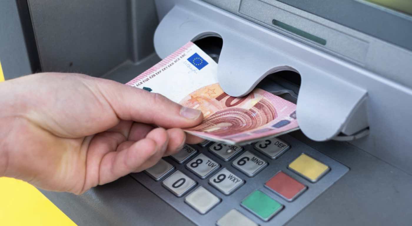 Problemi per i Bancomat in tutta Italia
