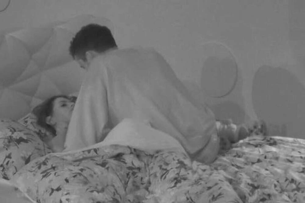 antonella fiordelisi edoardo donnamaria a letto