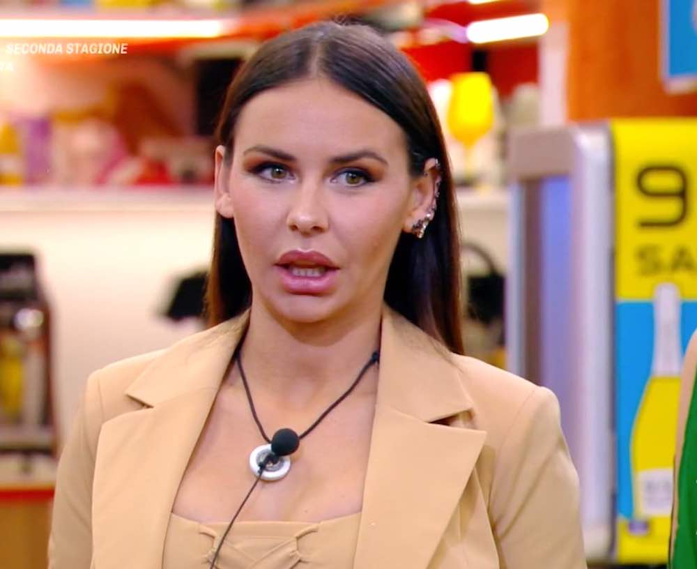 choc contro Nicole Murgia