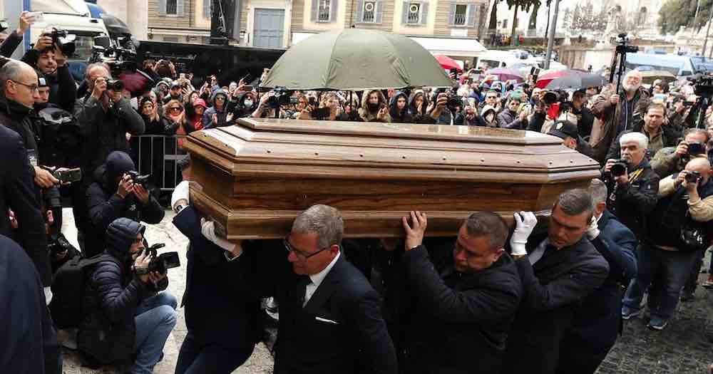 maurizio costanzo funerale