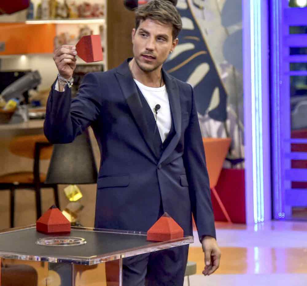 Daniele Dal Moro squalificato Grande Fratello Vip