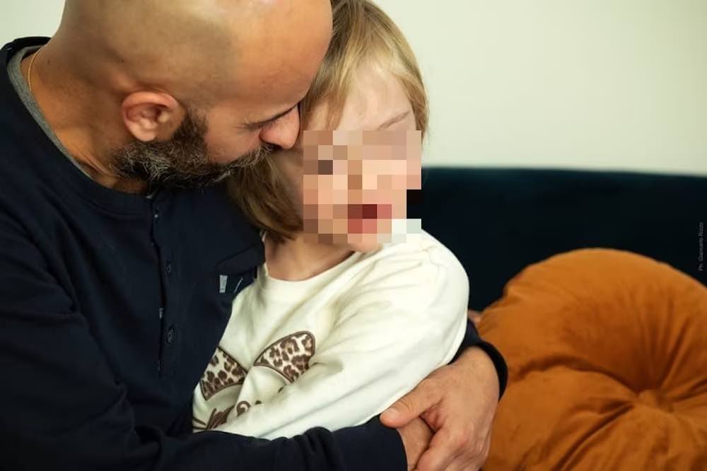 Enea neonato lasciato dalla mamma