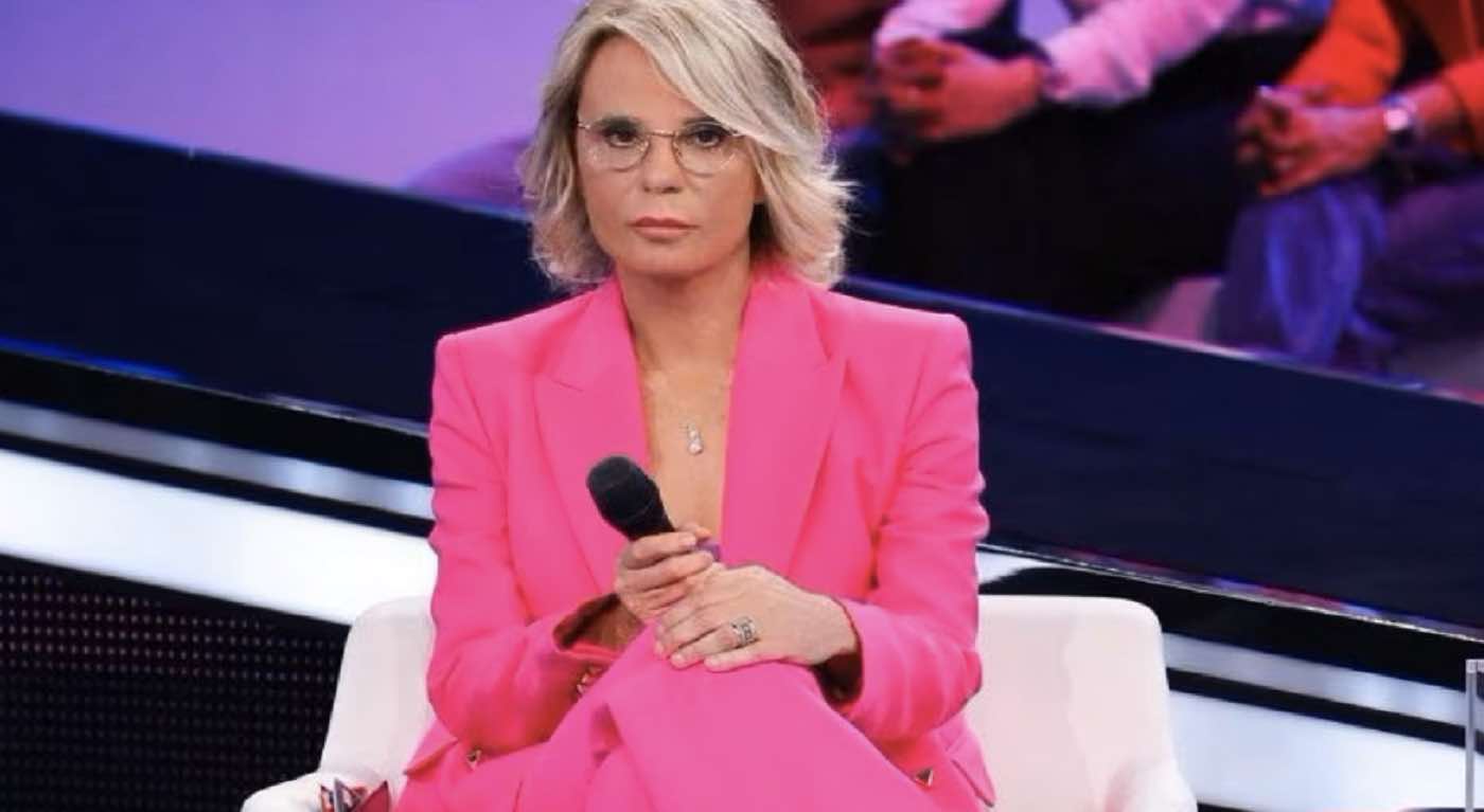 Maria De Filippi abito