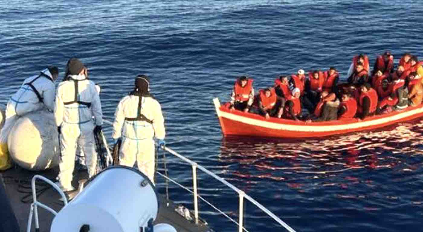 Migranti Governo dichiara lo stato di emergenza