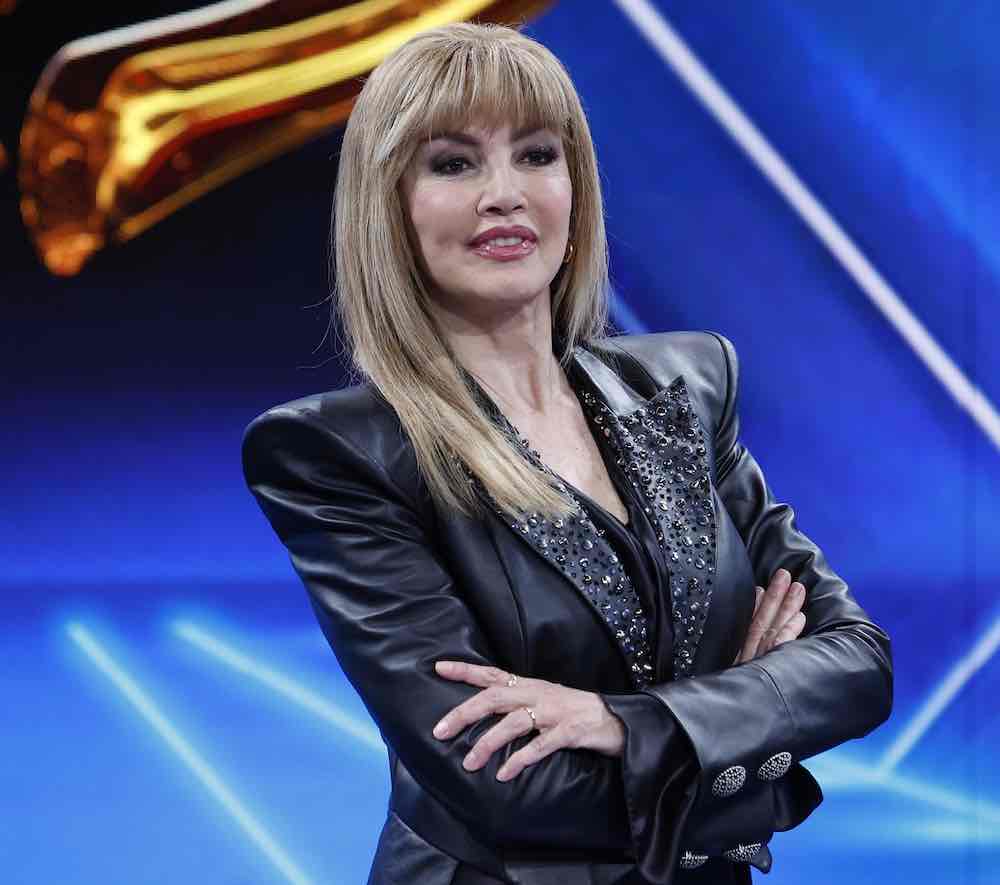 Milly Carlucci non convince contro Maria De Filippi