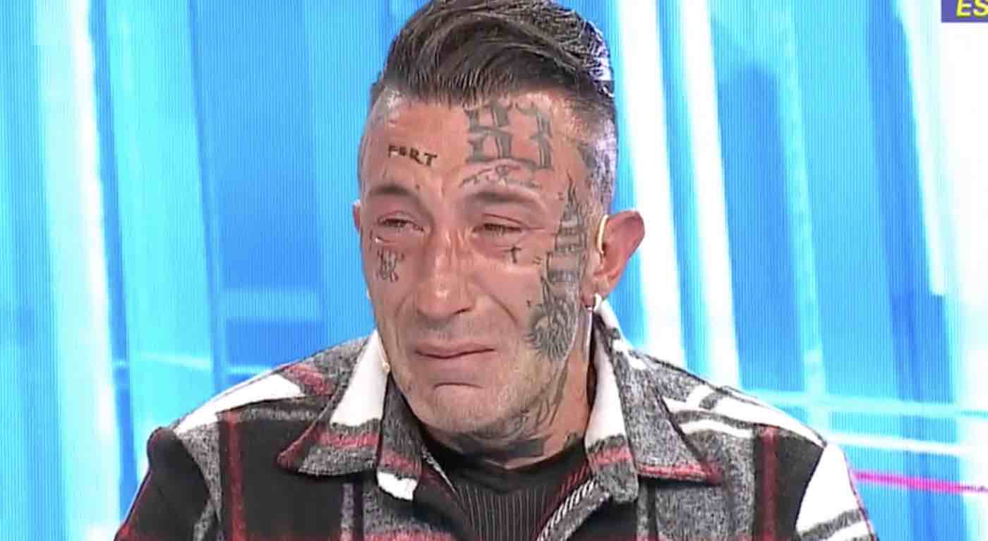 Simone Coccia stavolta crolla in diretta tv