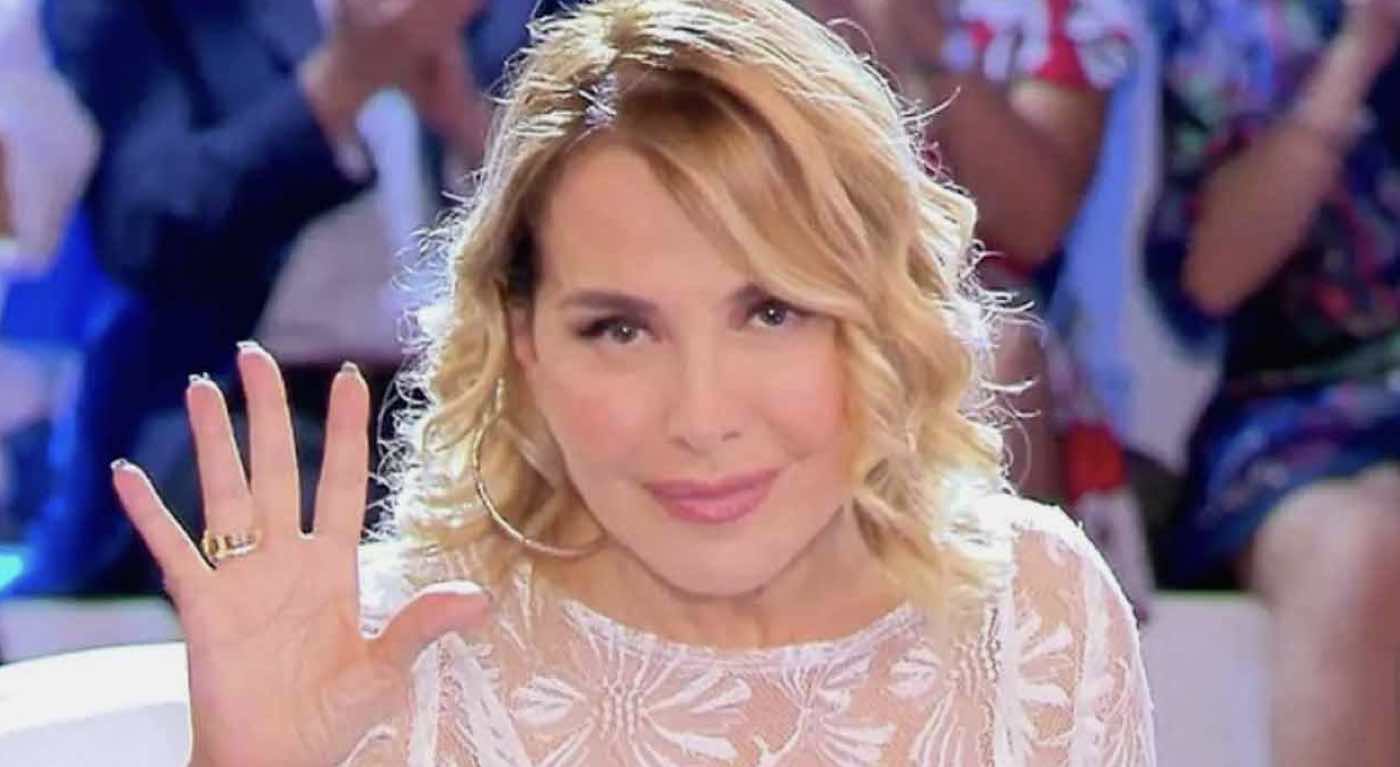 Barbara D Urso fuori da Mediaset