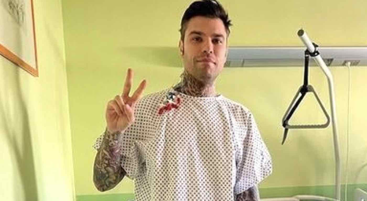 Fedez torna sotto i ferri
