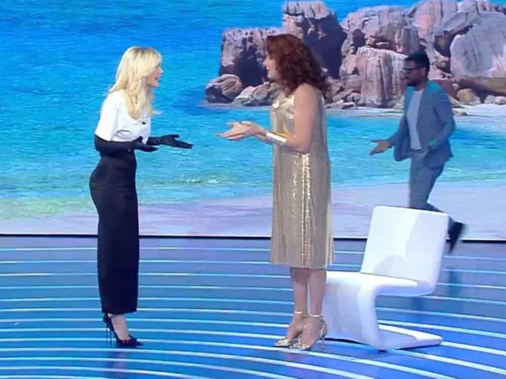Isola Vladimir punge Totti e Bastian