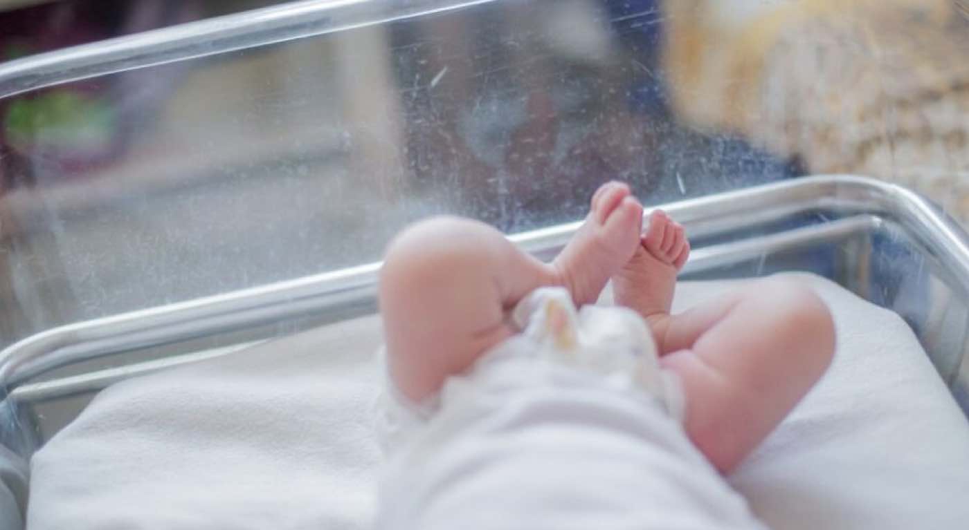 Si chiama Azzurra la prima bimba nata a Napoli
